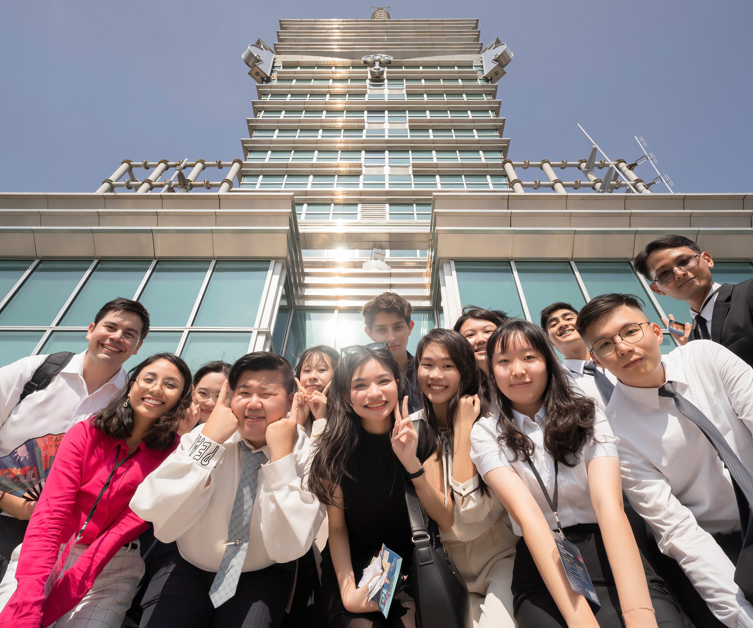 Claudio F. Osses Garrido y su participación en «APEC Youth Capacity-Building Training & Model APEC» en Taipéi