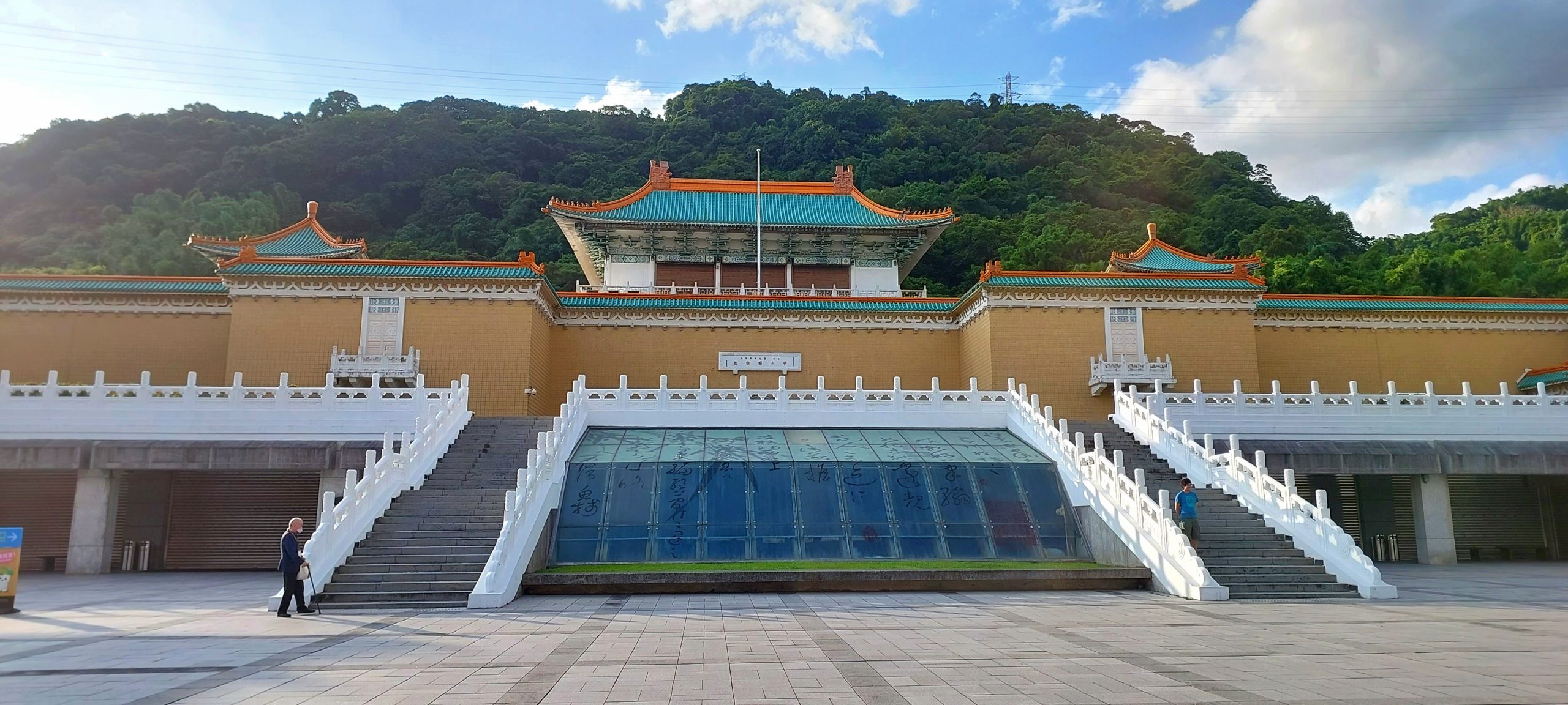 #EntrevistasCAMSantiago: Claudio F. Osses Garrido y su participación en «APEC Youth Capacity-Building Training & Model APEC» en Taipéi